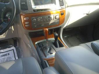 2004 Lexus LX470 Wallpapers