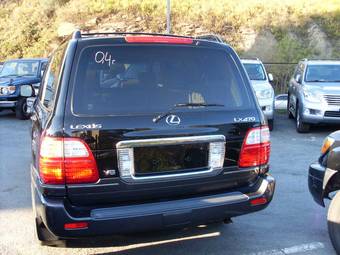 2004 Lexus LX470 Photos