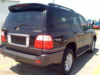 2004 Lexus LX470 Photos