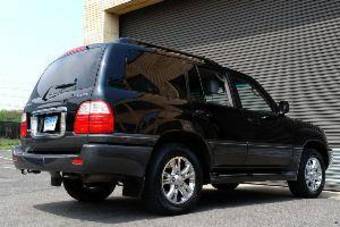 2004 Lexus LX470