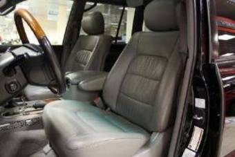 2004 Lexus LX470 Pictures