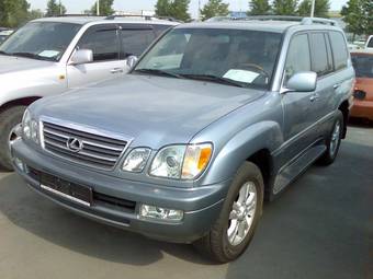 2004 Lexus LX470