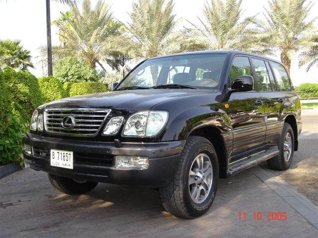 2005 Lexus LX470
