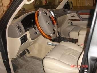 2005 LX470