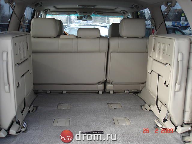 2005 Lexus LX470
