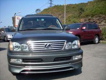 LX470