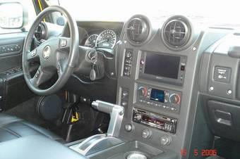 2005 Lexus LX470 Photos