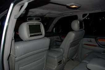 2005 Lexus LX470 Photos