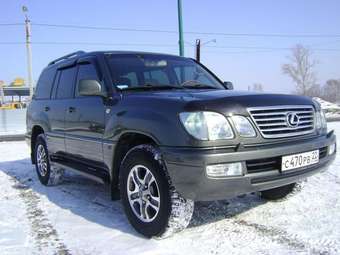 2005 Lexus LX470 Photos