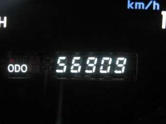 2005 Lexus LX470 Images