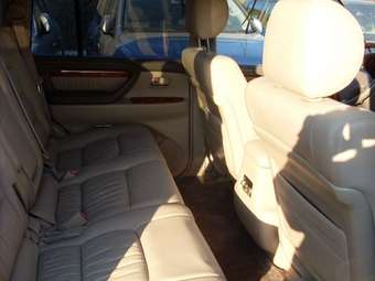 2005 Lexus LX470 Pictures