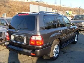 2005 Lexus LX470 Photos
