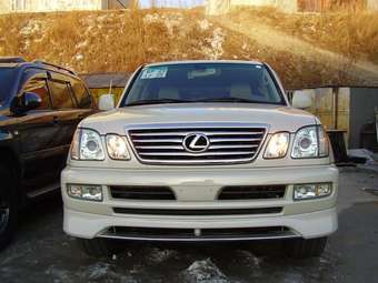 2005 Lexus LX470 Photos