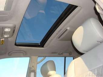 2005 Lexus LX470 Pictures
