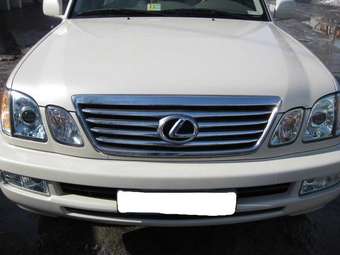 2005 Lexus LX470 Photos