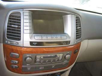2005 Lexus LX470 Wallpapers