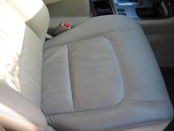 2005 Lexus LX470 Pictures