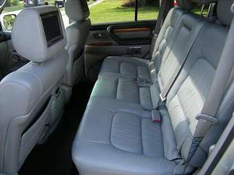 2005 Lexus LX470 Photos