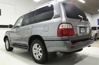 2005 Lexus LX470 Pictures