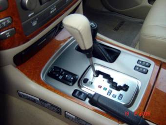2005 Lexus LX470 Photos