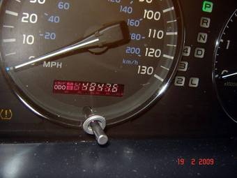 2005 Lexus LX470 Pictures