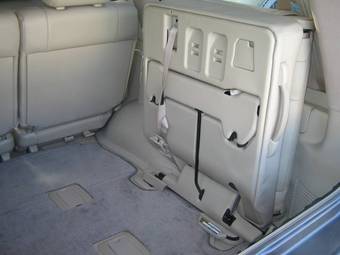 2005 Lexus LX470 Pictures