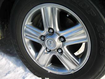 2005 Lexus LX470 Pictures