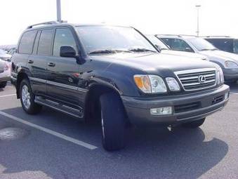 2005 Lexus LX470 Images