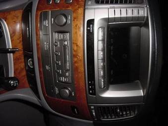 2005 Lexus LX470 Photos