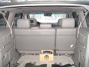 2005 Lexus LX470 Photos