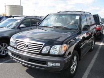2005 Lexus LX470 Pictures