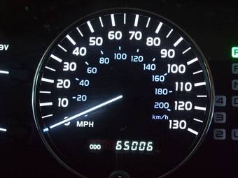 2005 Lexus LX470 Pictures