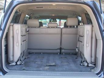 2005 Lexus LX470 Pics
