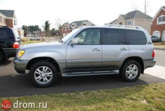 2005 Lexus LX470 Pictures