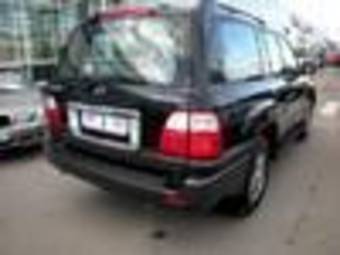 2005 Lexus LX470 Images