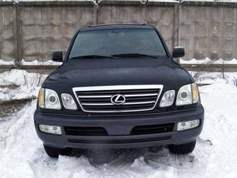 2005 Lexus LX470 Photos