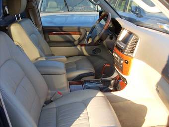 2005 Lexus LX470 Pictures