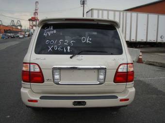 2005 Lexus LX470 Pictures