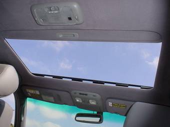 2005 Lexus LX470 Pictures