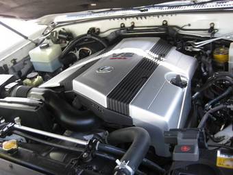 2005 Lexus LX470 Photos