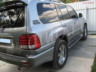 2005 Lexus LX470