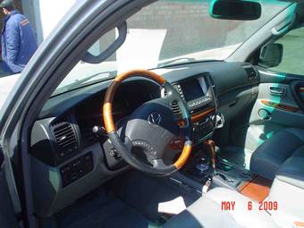 2005 Lexus LX470 Images