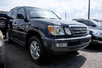 2005 Lexus LX470 Pictures
