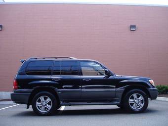 2005 Lexus LX470 Images
