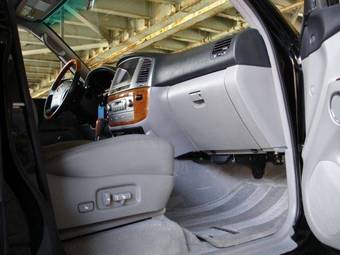 2005 Lexus LX470 Images