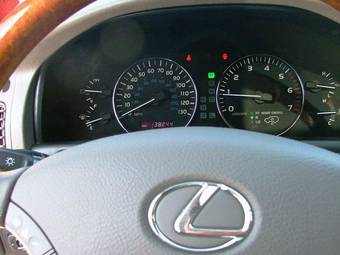 2005 Lexus LX470 Wallpapers