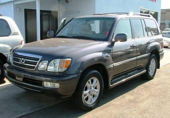 2005 Lexus LX470 Pictures