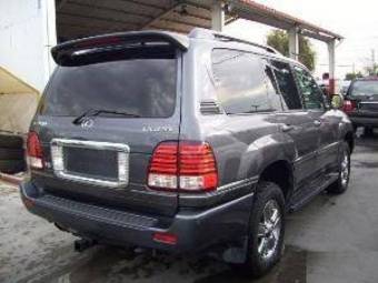 2005 Lexus LX470 Pictures