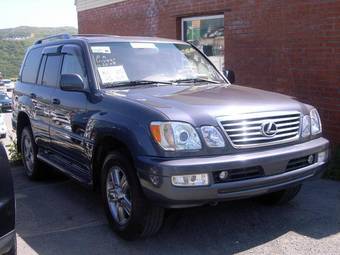 2005 Lexus LX470 Pics
