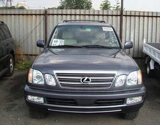 2005 Lexus LX470 Pics